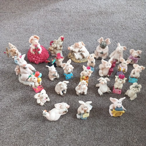 Piggin crowd collectable - crowd,