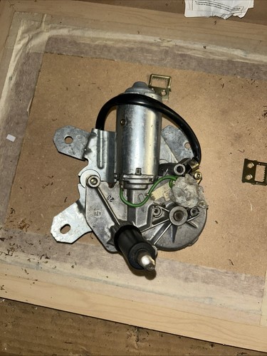 1953828 rear windscreen wiper