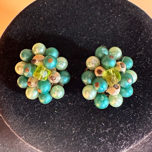 Blue white baroque pearl - blue,