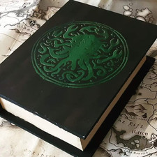 Apocrypha Black Book Box |
