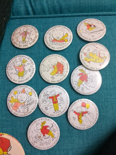 Rupert bear badges x11 job - job, lot