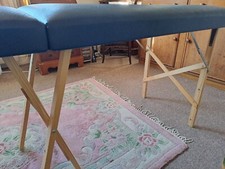 Massage couch with face hole