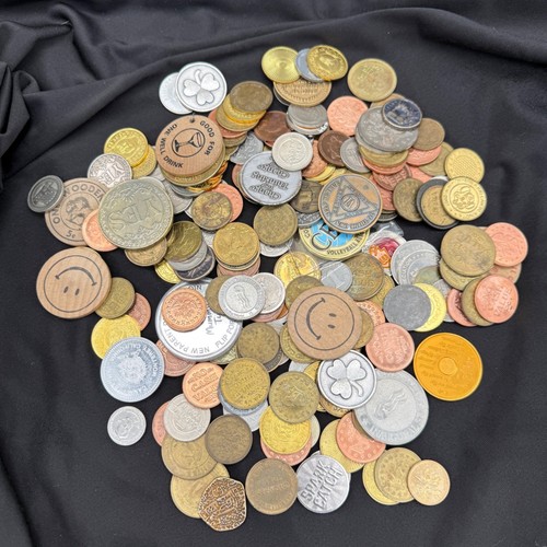 Lot 150 assorted - 150+, tokens