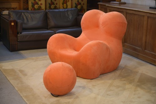 Mamma armchair with footrest - armchair,