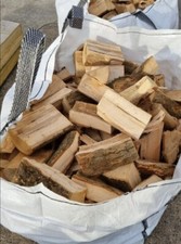 Seasoned dried oak firewood