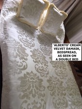 CREAM VELVET DAMASK DOUBLE BEDSPREAD RUNNER THROW + 2 CUSHION COVERS. BEDROOM