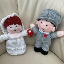 Hand-knitted Bride And Groom 