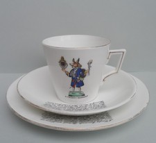 A Shelley Late Foley "A Trusty Servant" Victoria shape tea trio. C.1910.