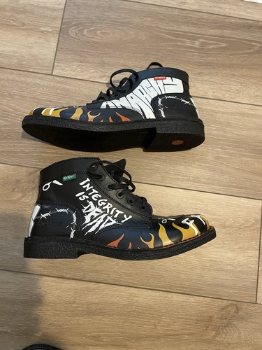 Unique kickers boots integrity - kickers,