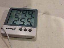 Traceable Indoor/Outdoor Digital Thermometer + Giant Dual-Display vwr1620-2042