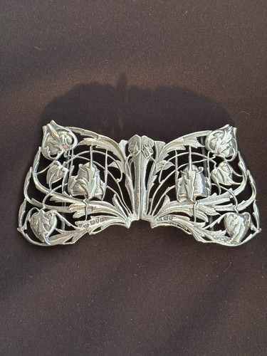 Art nouveau solid - solid, silver