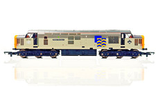 LIMA 00 GAUGE - L204964 - CLASS 37 DIESEL 37715 RAILFREIGHT BRITISH PETROLEUM