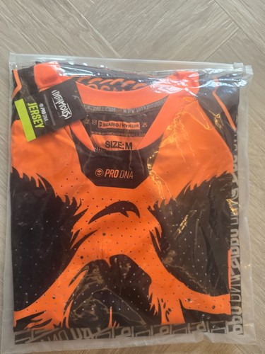Infamous skull jersey - skull,