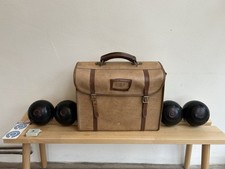 Almark Clubmaster Medium - Size 5 Bowls / Woods includes Leather Bag