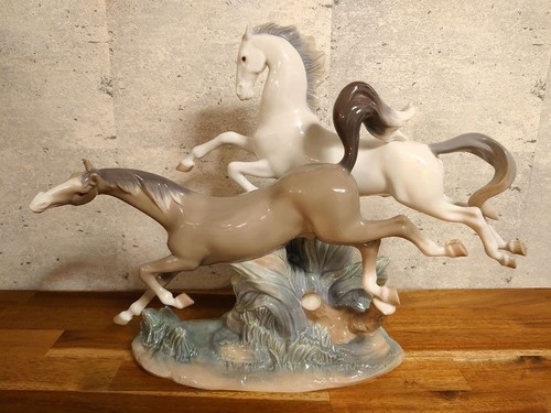 Stunning 1960s vintage lladro - stunning,