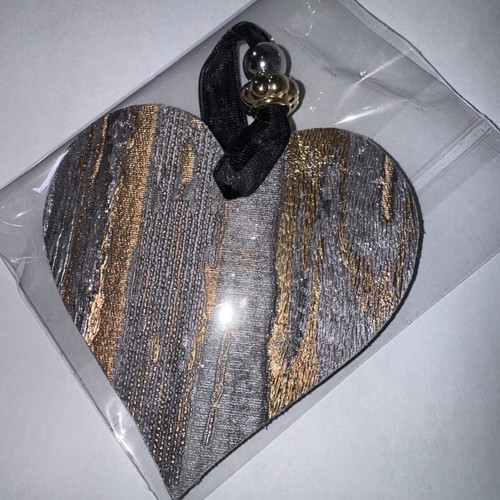 Wooden hanging heart cm - 8,