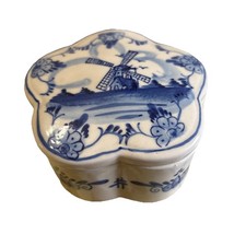 VTG Delft Blue Handpainted