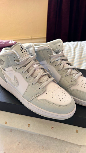 Nike air jordan mid gs - air,