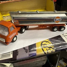 Tonka Gulf Articulated Truck And  Tanker Trailer, Pressed Metal, orange vintage 