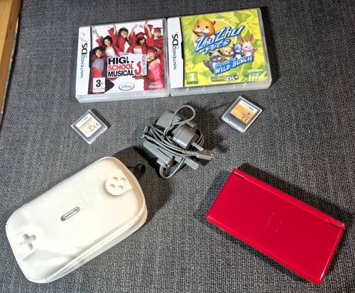 Awesome sexy red nintendo - awesome,