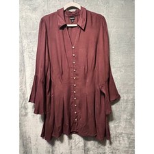 Torrid 4 Burgundy Lace Back