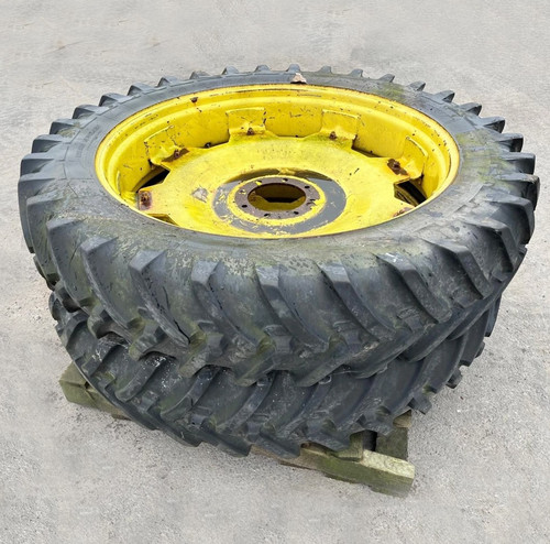 Used 340 85r46 row crop - used, 340/85r46