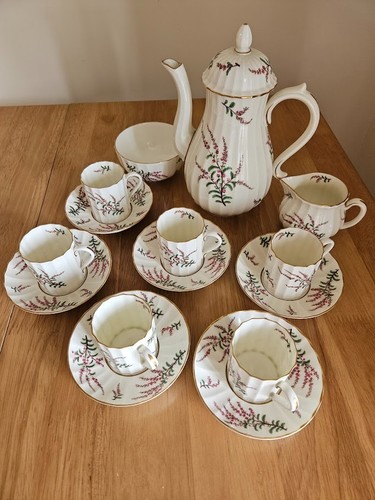 Royal worcester dunrobin fine - worcester,