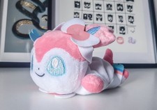 Pokemon Center Limited 2015 - SYLVEON kuttari cutie plush doll - AWAKE version