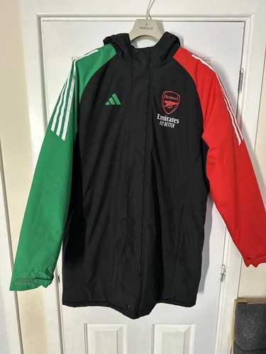 Player issue arsenal stadium - issue,