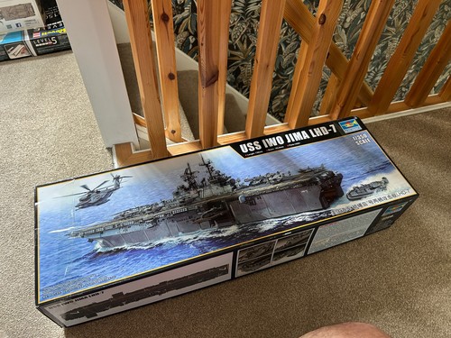 Trumpeter 5615 uss - 5615, iwo