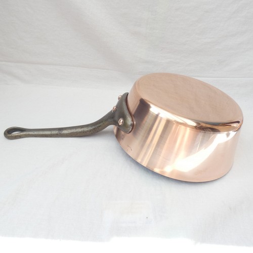French flared copper pan