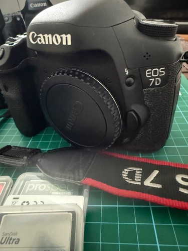 Canon eos mp digital - 7d,