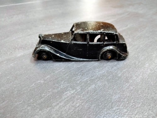 Dinky toys 40b triumph - no.,