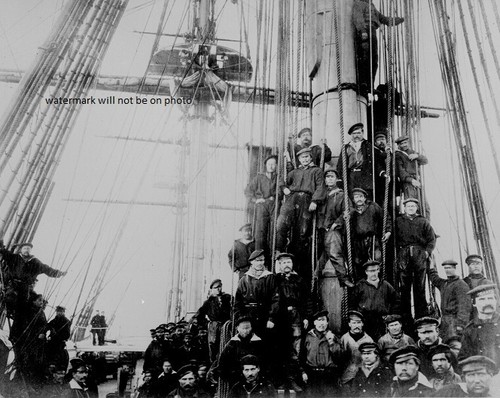 Crew the russian frigate - of,