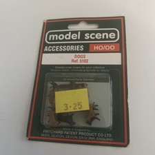 Model scene 5102 Dogs OO Gauge