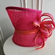 Ladies Pink Formal Fascinator Hat  Wedding / Church / Occasion / races 