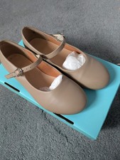 Girls Tan Tap Shoes  Size 11s