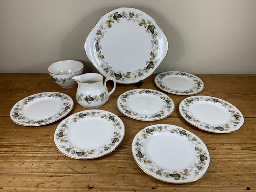 Royal doulton larchmont cake - royal,
