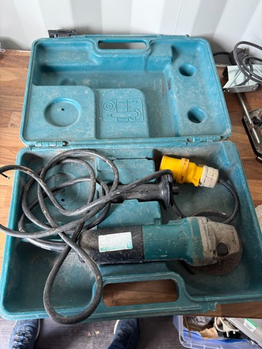 Makita 9554nb 115mm - 9554nb, angle