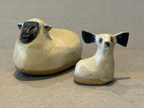 Vintage tremar pottery figures - pottery,