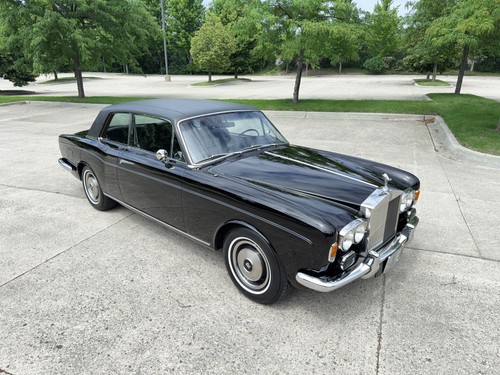 1975 rolls royce - corniche,