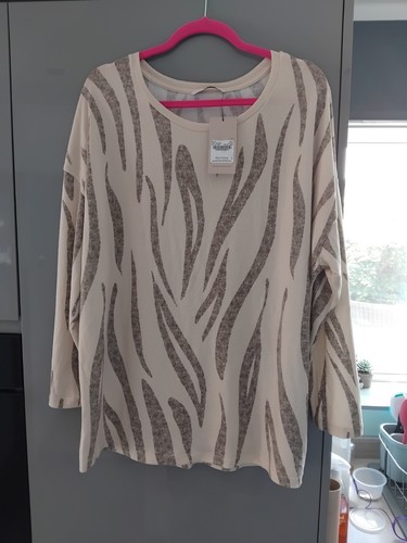 Ladies long sleeve - top, 20