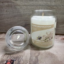 Yankee Candle White Linen And