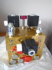 Niftylift HR12  Niftylift SP