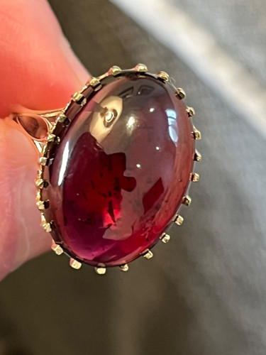 Beautiful heavy 9ct gold