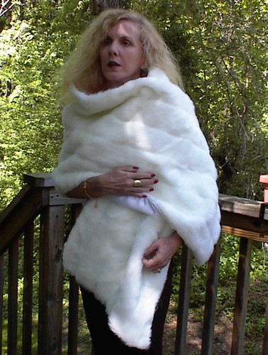 18x72 faux fur satin - 18x72, fur/satin