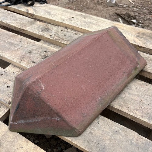 Reclaimed red triangle roof - triangle,