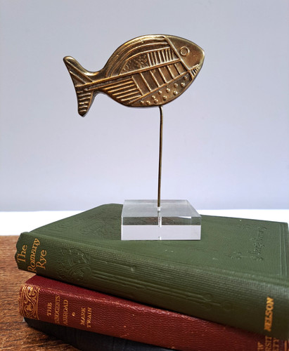 Limited bronze sculpture - bronze,