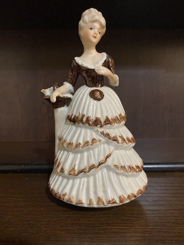 Vintage porcelain music box - vintage,