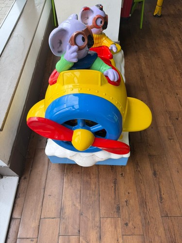 Koala plane coin - ***, operated